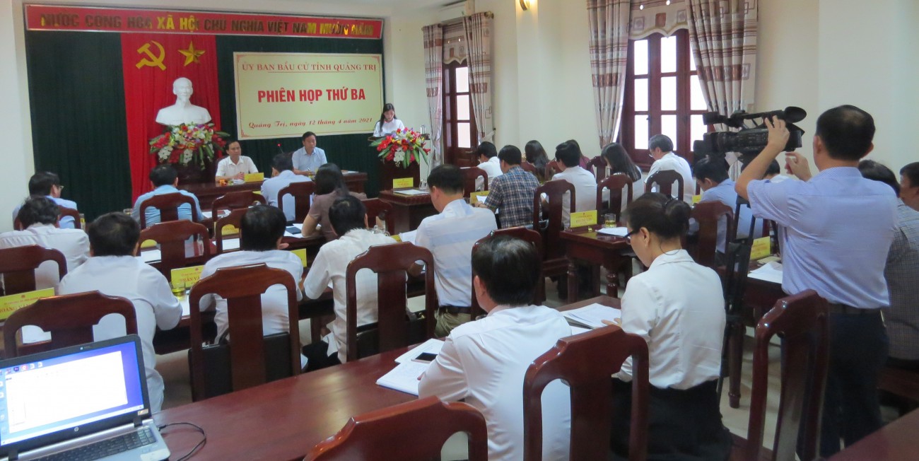 Phiên họp thứ 3 của Ủy ban bầu cử tỉnh Quảng Trị